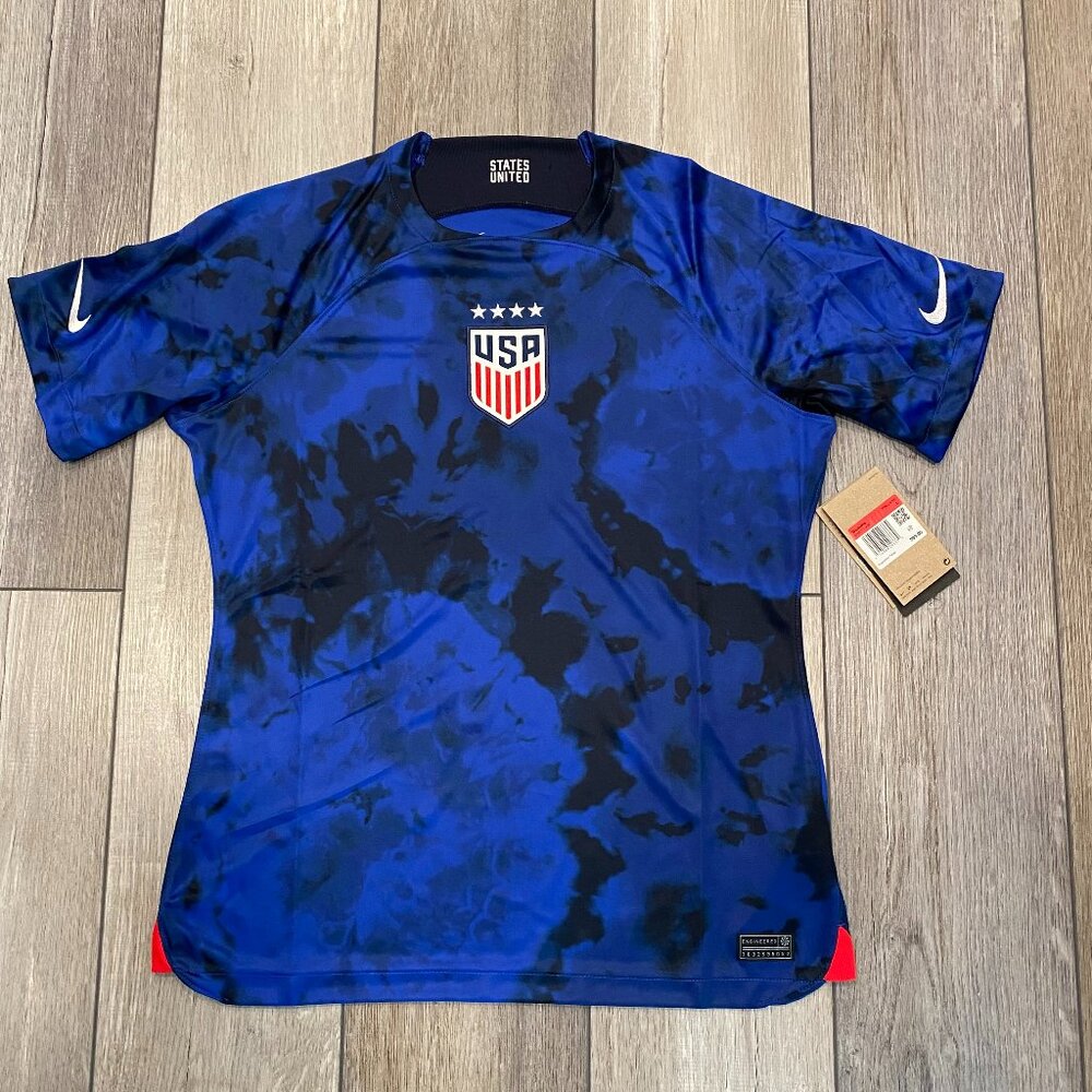 NWT USA Soccer 2022 Away Jersey - Women's Large Slim Fit